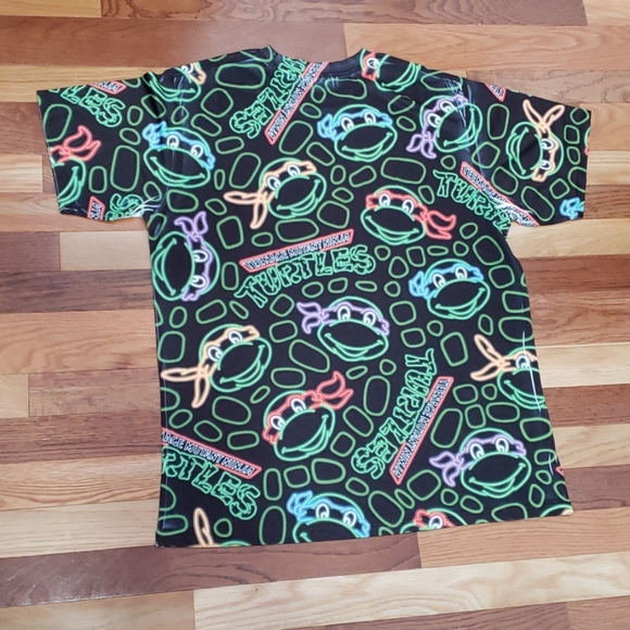 Teenage mutant ninja T shirt Men's size Medium - Picture 3 of 4